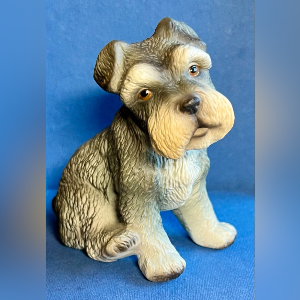 Schnauzer Dog Figurine Harvey Knox Kingdom Handpainted Artist‎ Initialed 1986